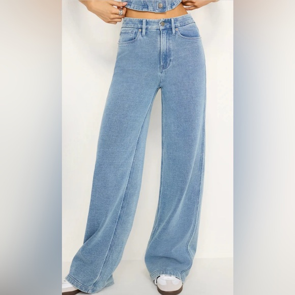 Good American Good Skate Sweatpants - Picture 1 of 16